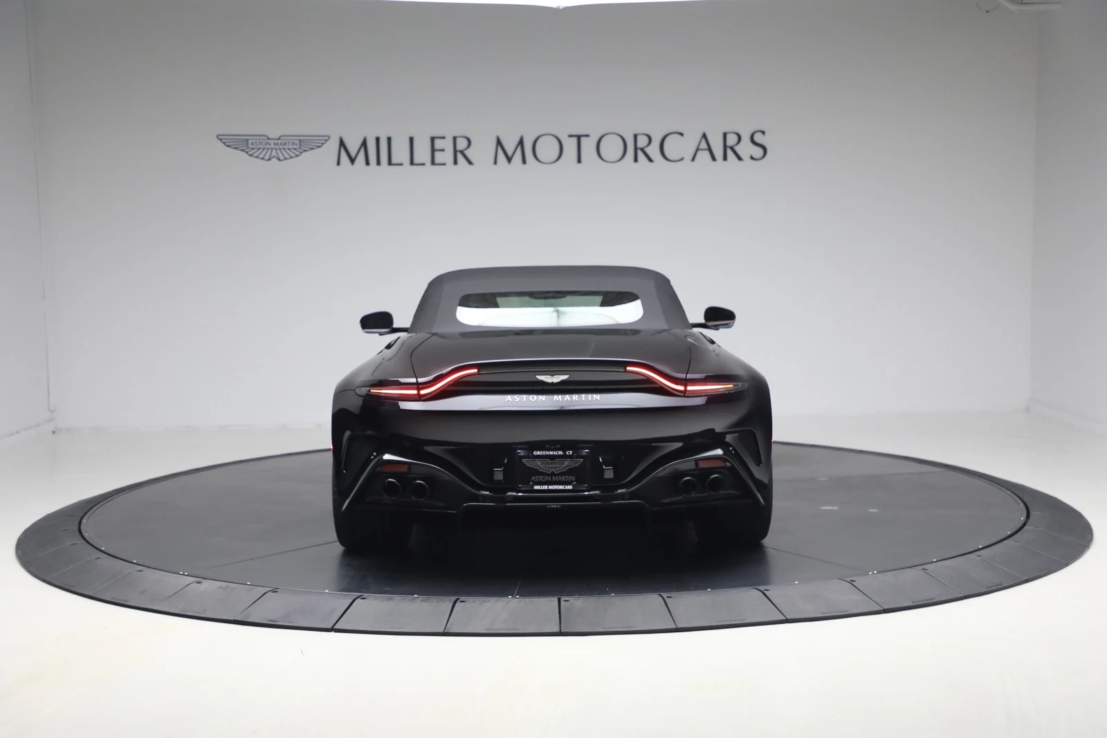 2026 Aston Martin Vantage Roadster (2024 Update), 18/20