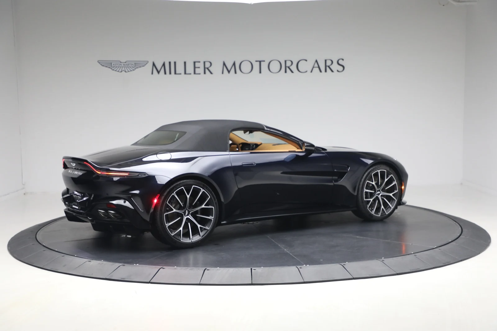 2026 Aston Martin Vantage Roadster (2024 Update), 20/20
