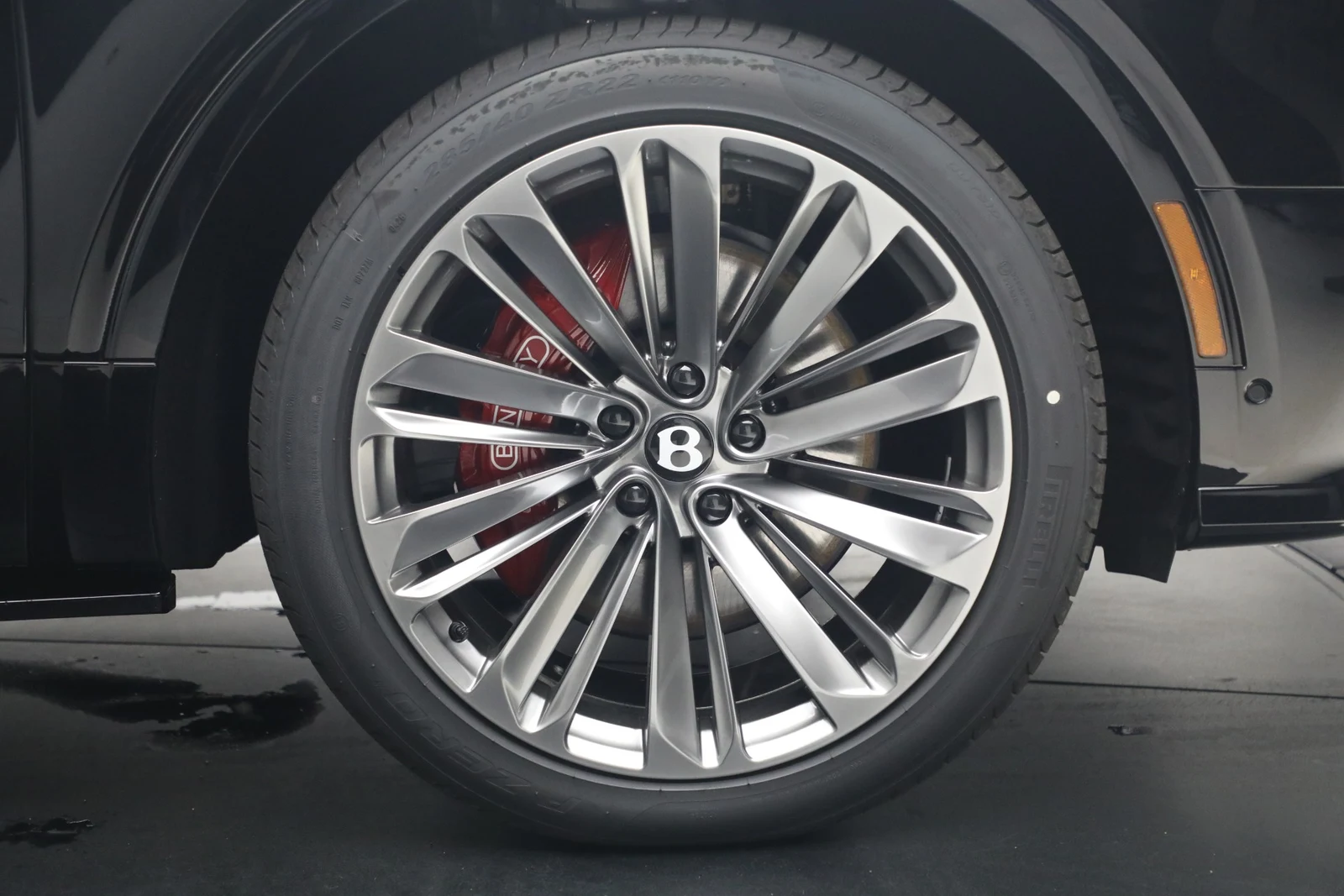 2026 Bentley Bentayga Speed V8, 13/20