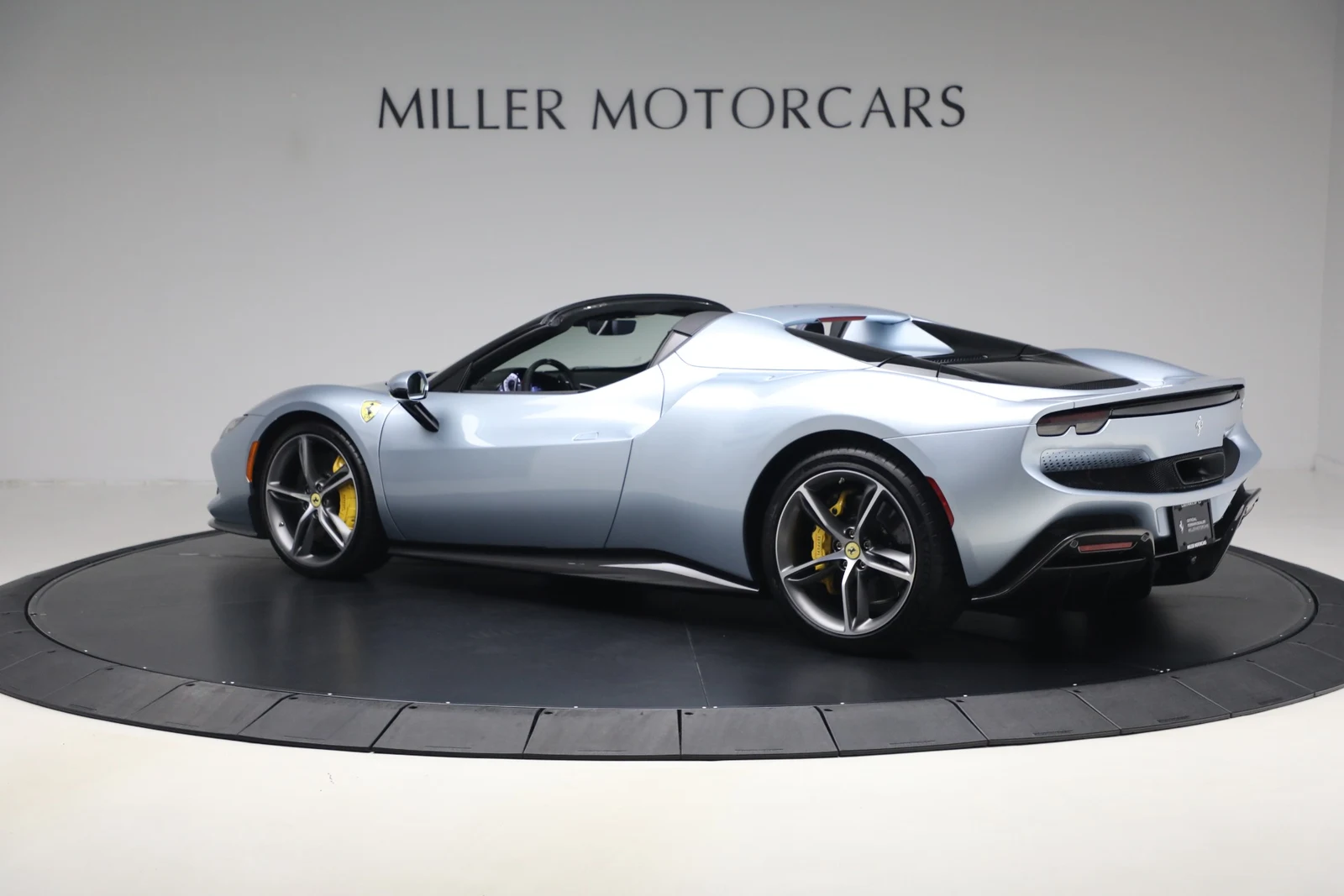 2026 Ferrari 296 GTS, 4/20