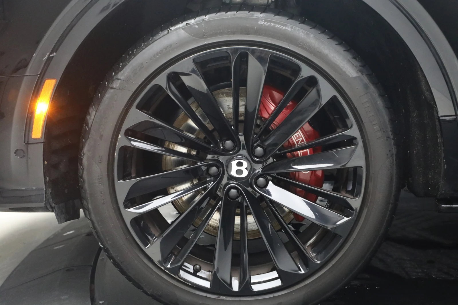 2023 Bentley Bentayga Speed, 14/20