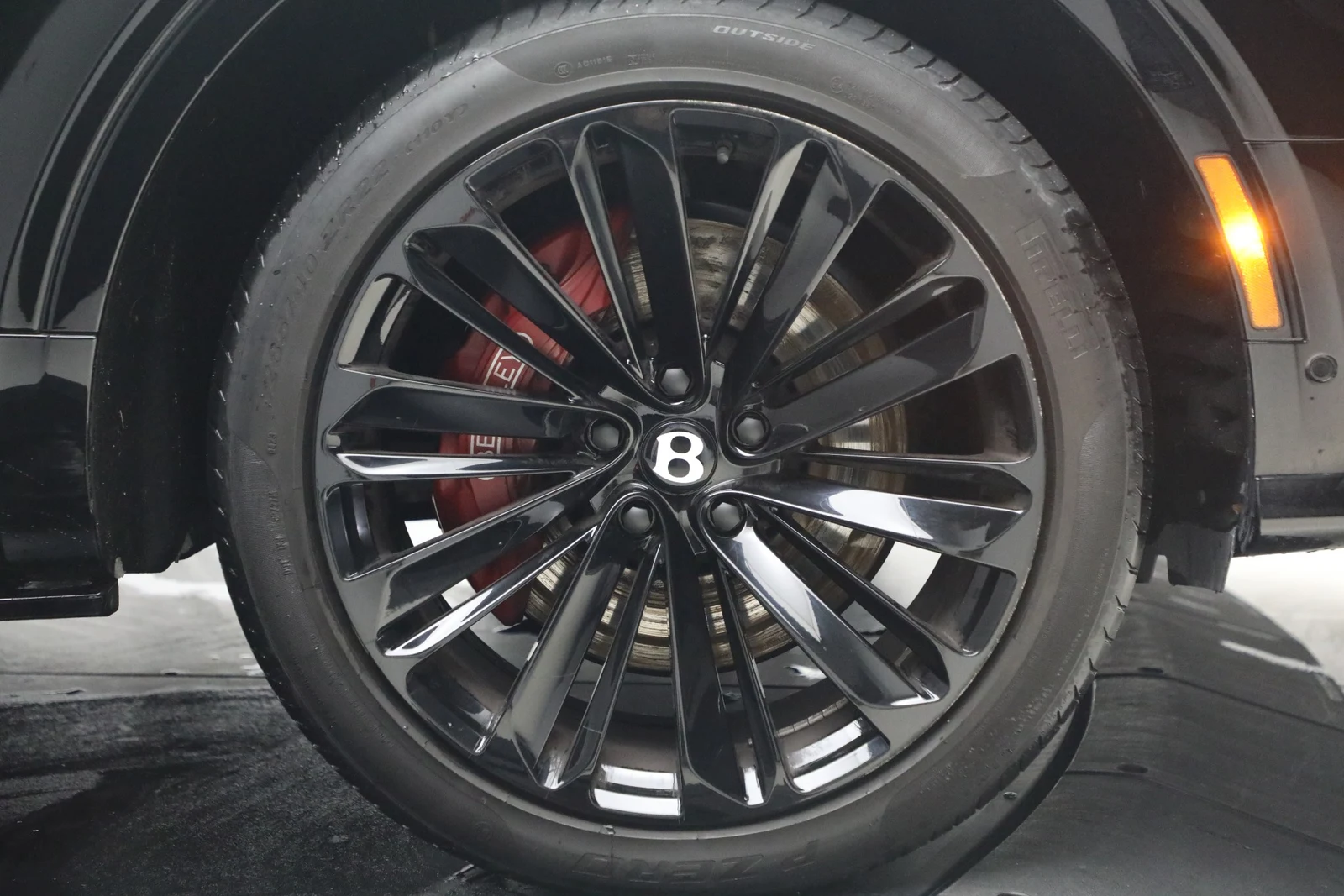 2023 Bentley Bentayga Speed, 15/20