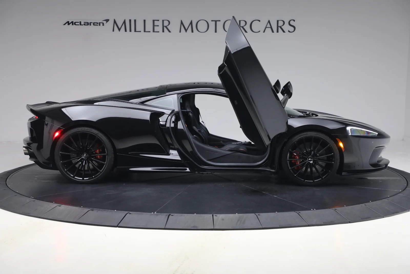 2023 McLaren GT, 19/20