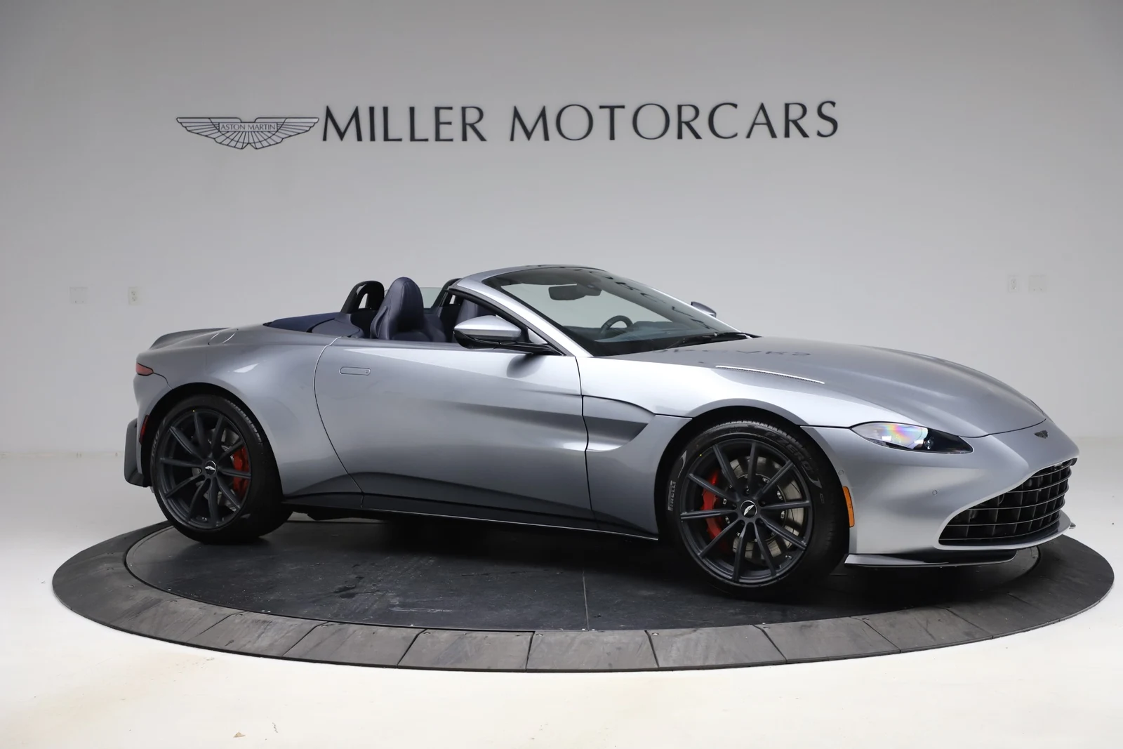 2021 Aston Martin Vantage (2018) Roadster, 9/20