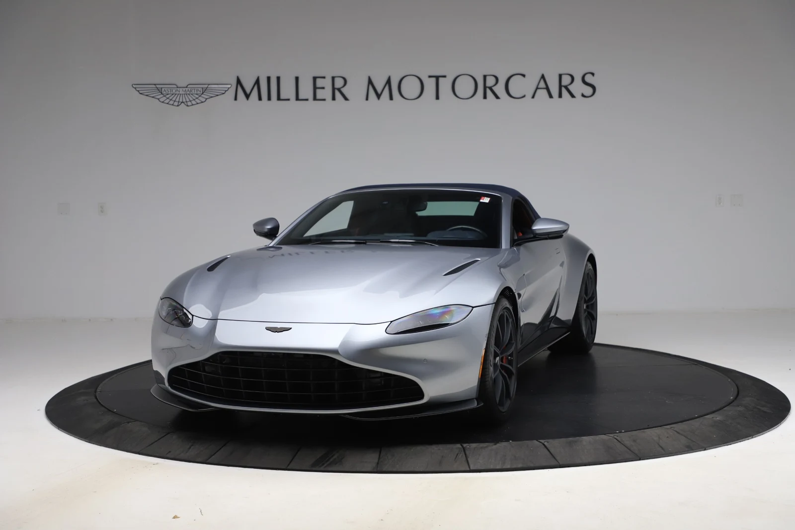 2021 Aston Martin Vantage (2018) Roadster, 14/20