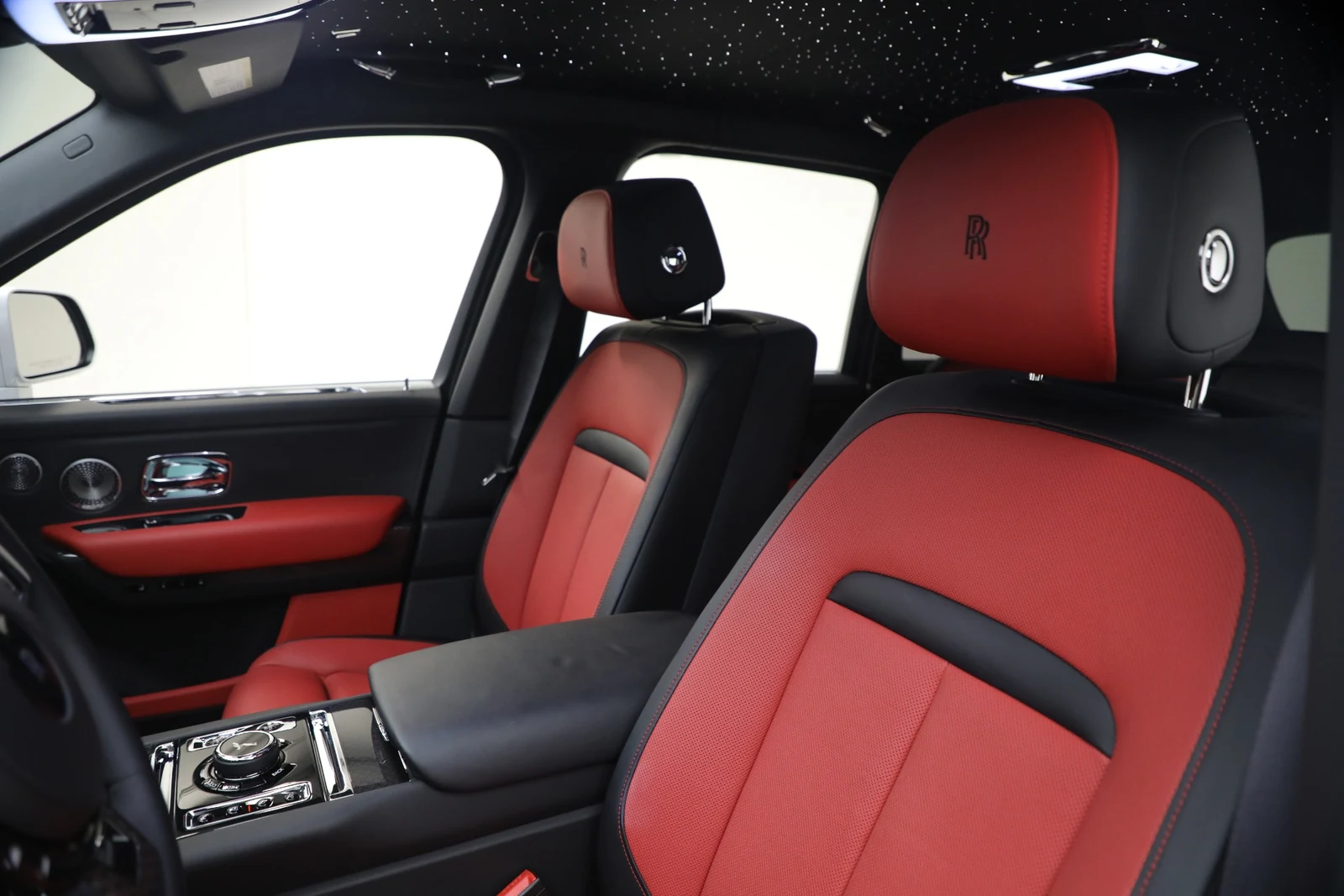 2020 Rolls-Royce Cullinan Black Badge, 18/20