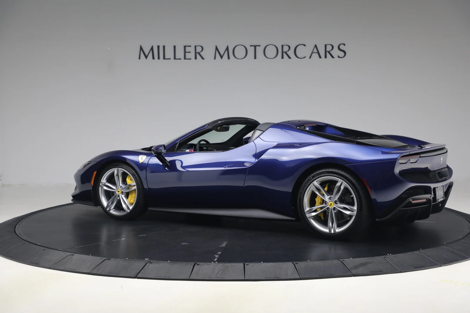 2024 Ferrari 296 GTS, 4/30