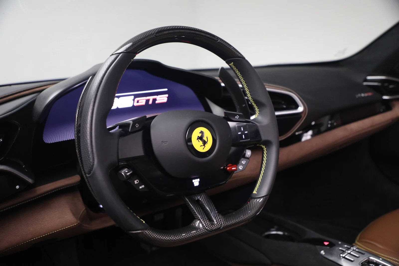 2024 Ferrari 296 GTS, 19/30
