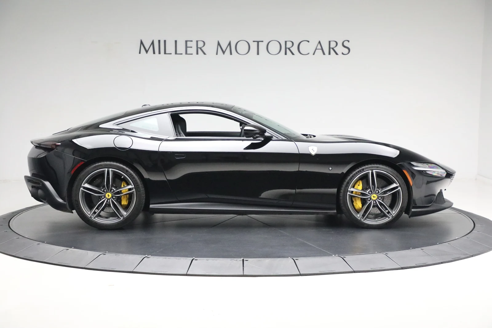 2021 Ferrari Roma, 9/26