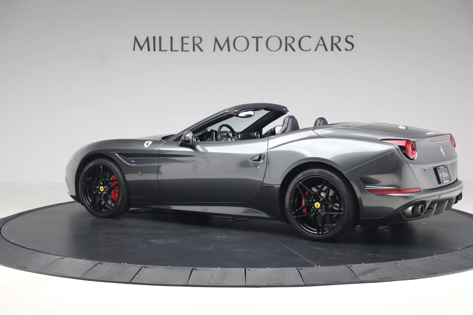 2015 Ferrari California T, 4/30