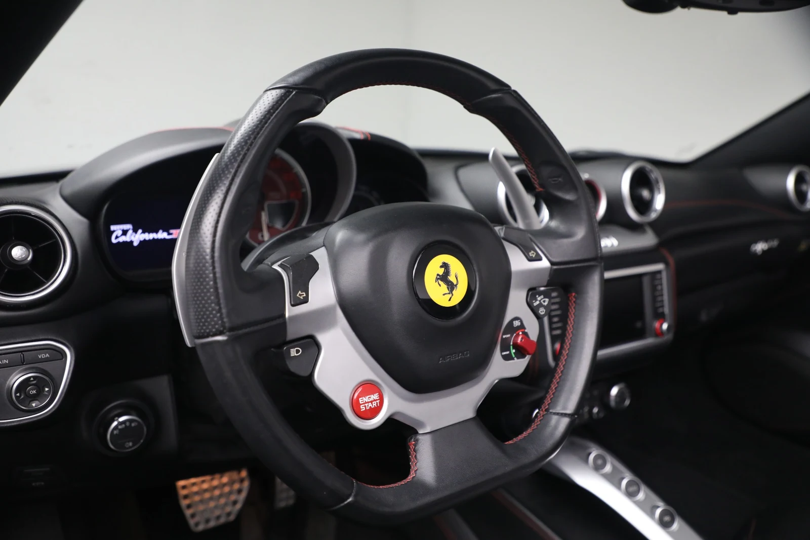 2015 Ferrari California T, 23/30