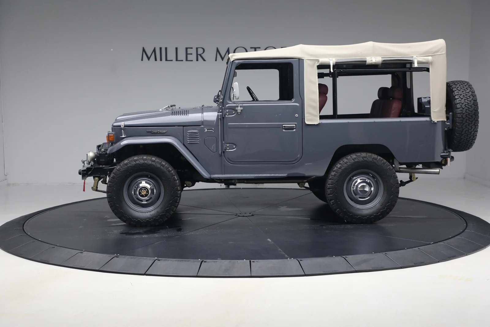 1978 Toyota Land Cruiser FJ43, 3/30