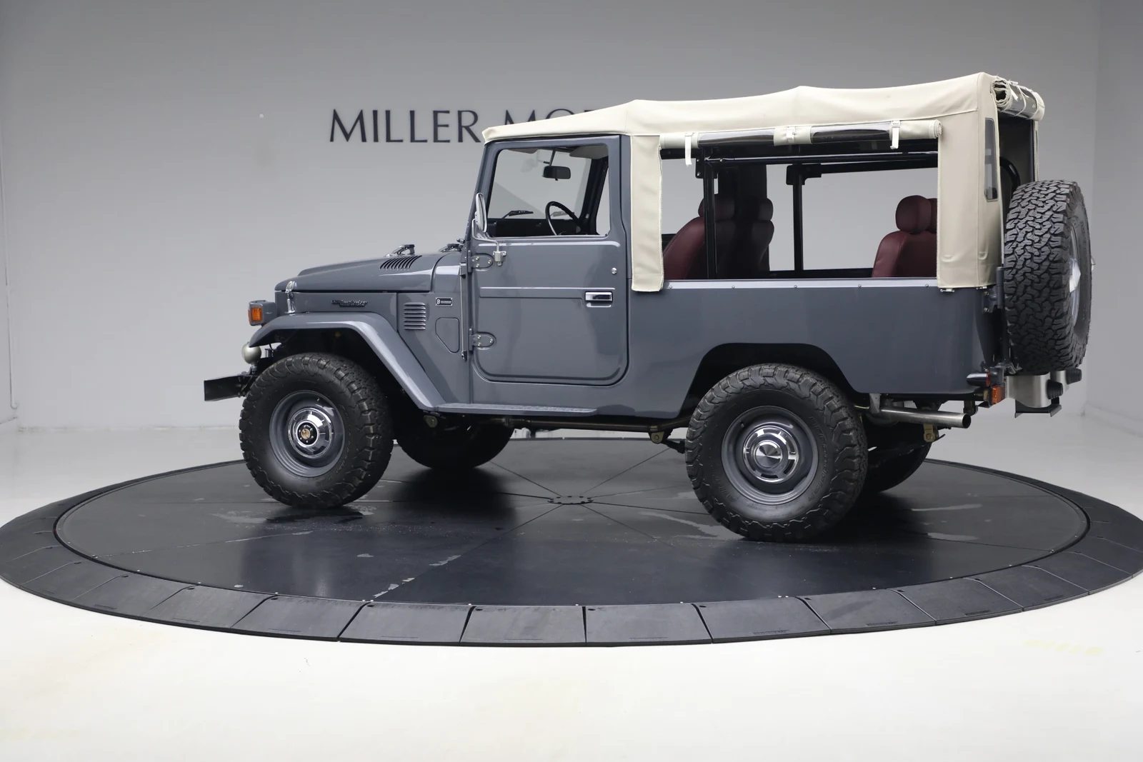 1978 Toyota Land Cruiser FJ43, 4/30