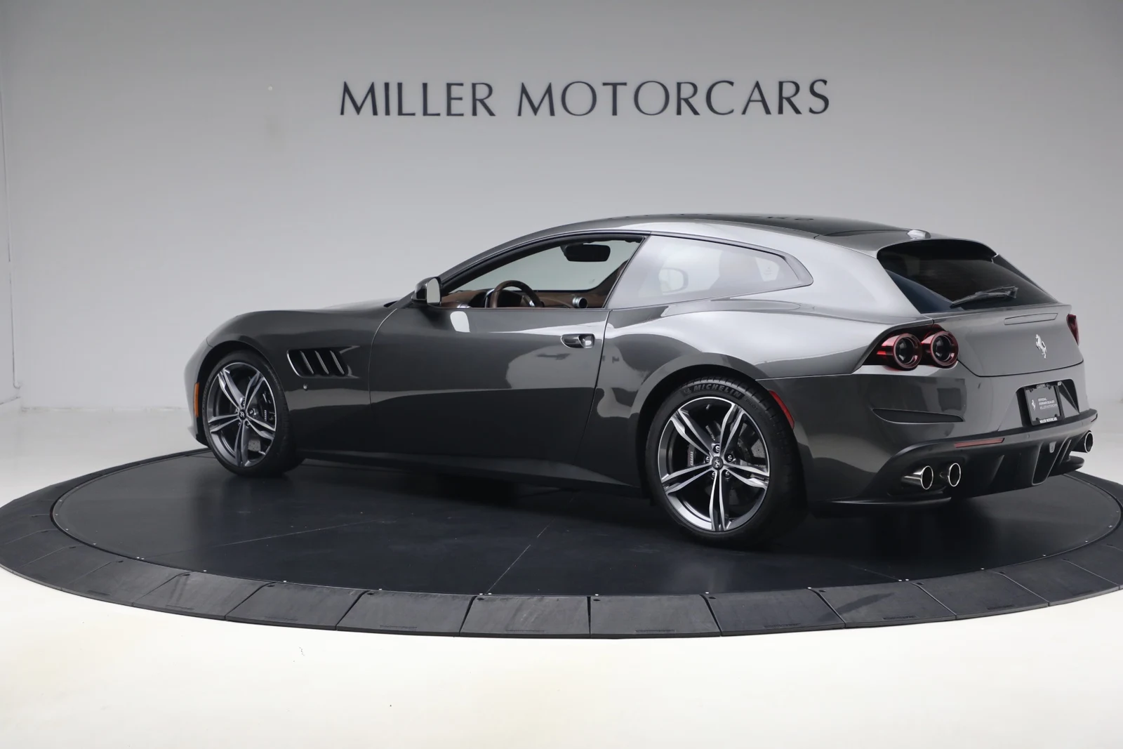 2019 Ferrari GTC4Lusso, 4/29