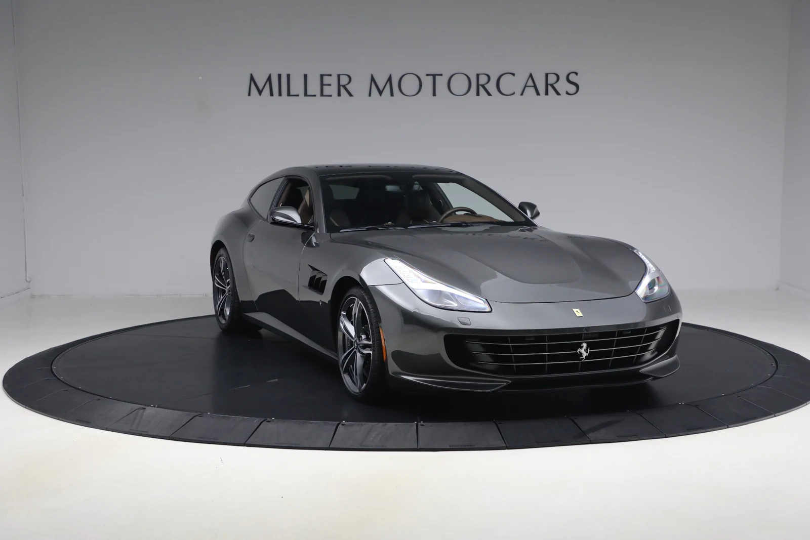 2019 Ferrari GTC4Lusso, 11/29