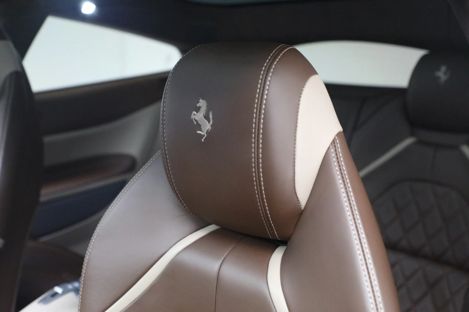 2019 Ferrari GTC4Lusso, 21/29