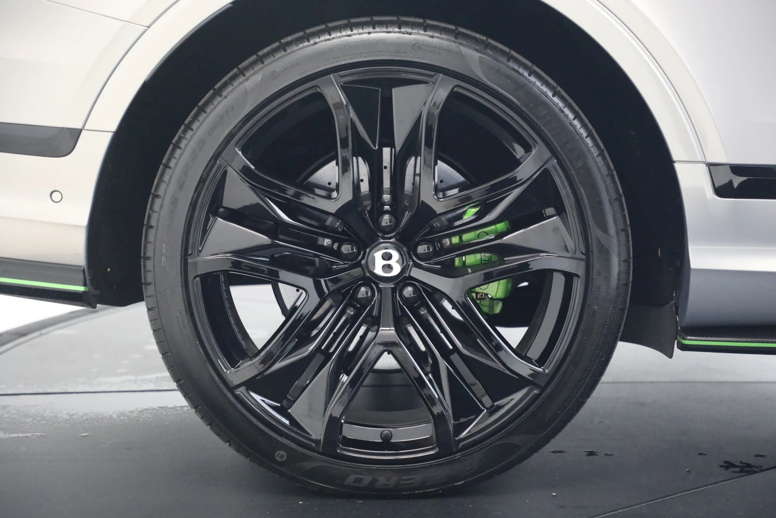 2026 Bentley Bentayga Speed for sale, photo 16 of 30