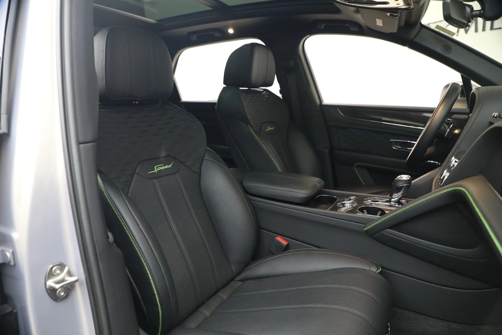 2026 Bentley Bentayga Speed interior, seats, Beluga