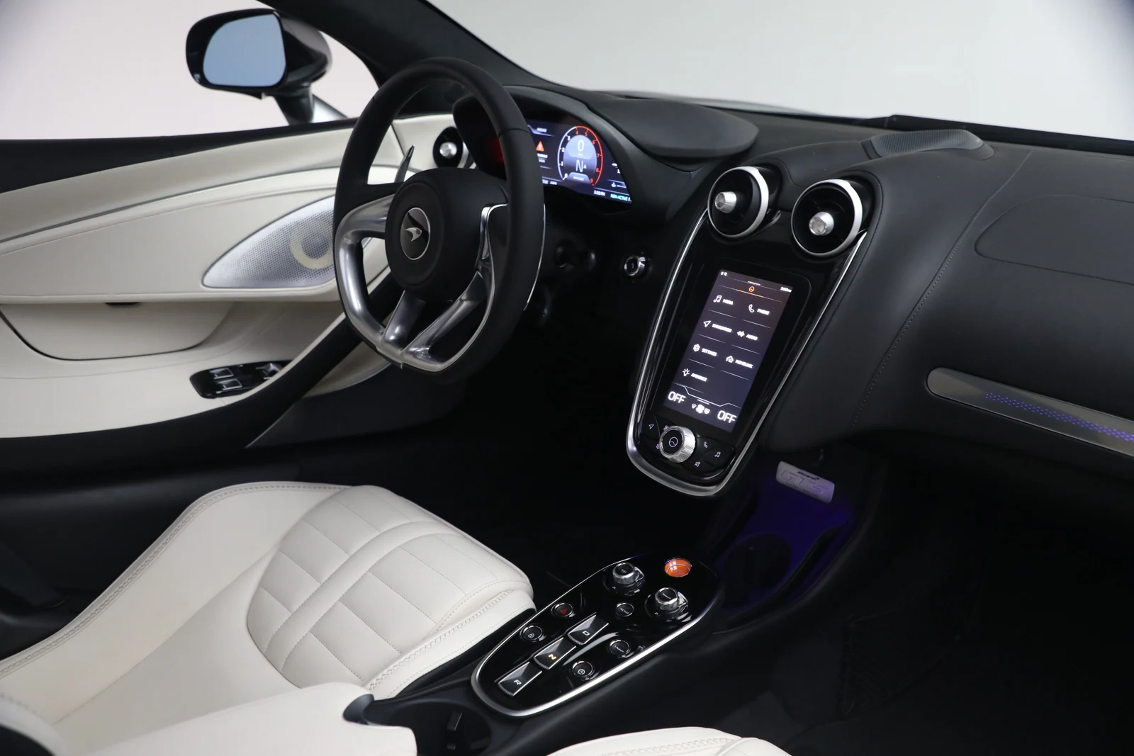 2027 McLaren GTS TechLux interior, Porcelain