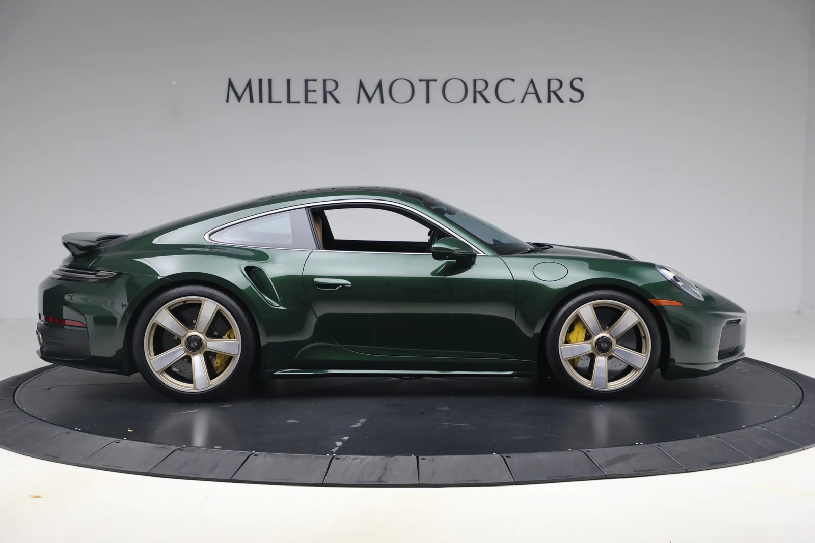 2026 Porsche 911 Turbo S, side profile, Oak Green Metallic Neo