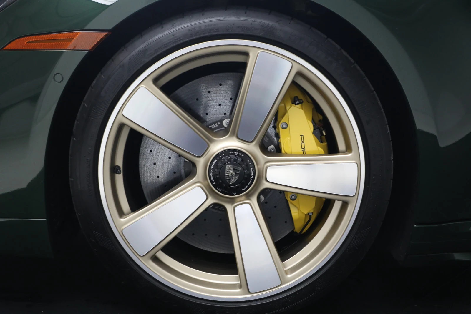 2026 Porsche 911 Turbo S wheel