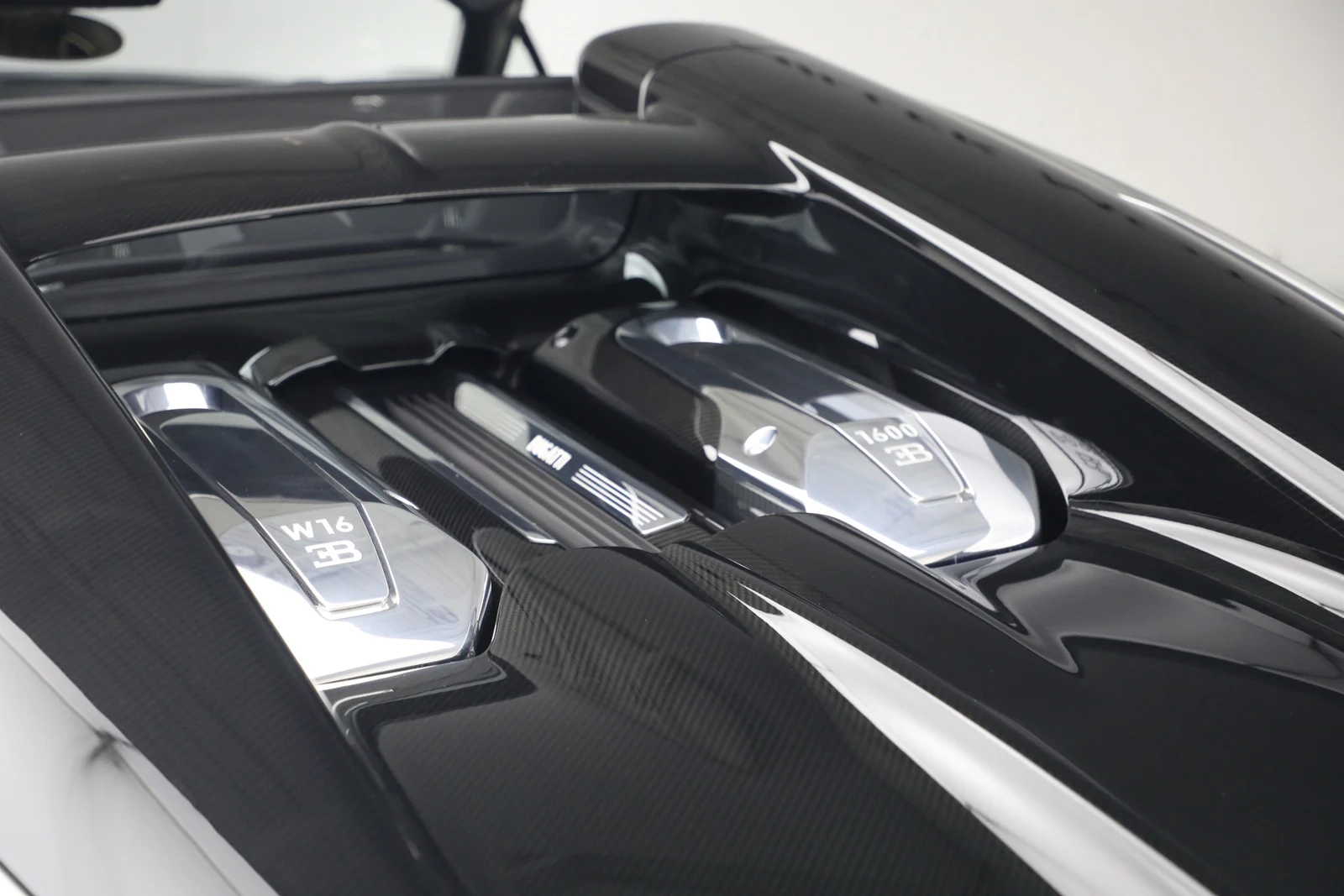 2025 Bugatti W16 Mistral for sale, photo 25 of 30