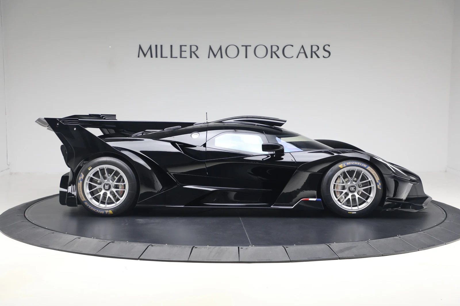 2024 Bugatti Bolide for sale, exterior, Black