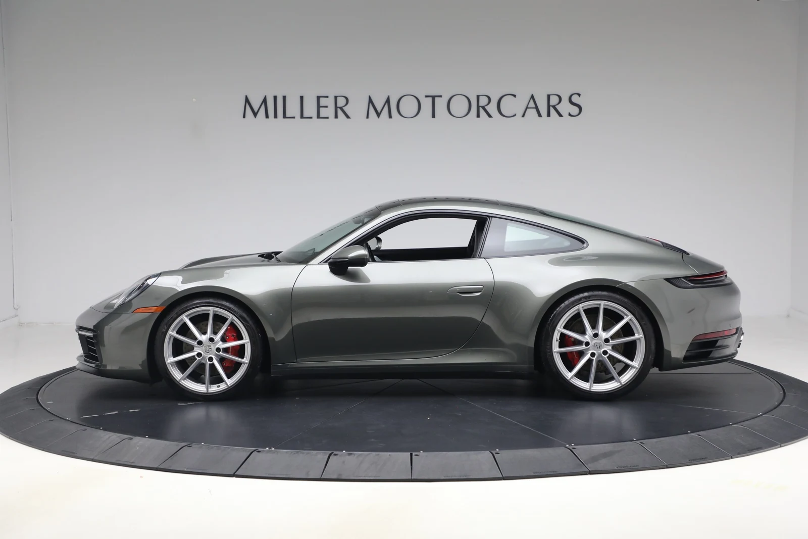 2020 Porsche 911 Carrera 4S for sale, exterior, Aventurine Green Metallic