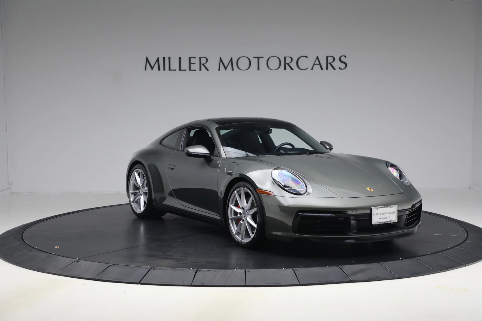2020 Porsche 911 Carrera 4S for sale, exterior, Aventurine Green Metallic