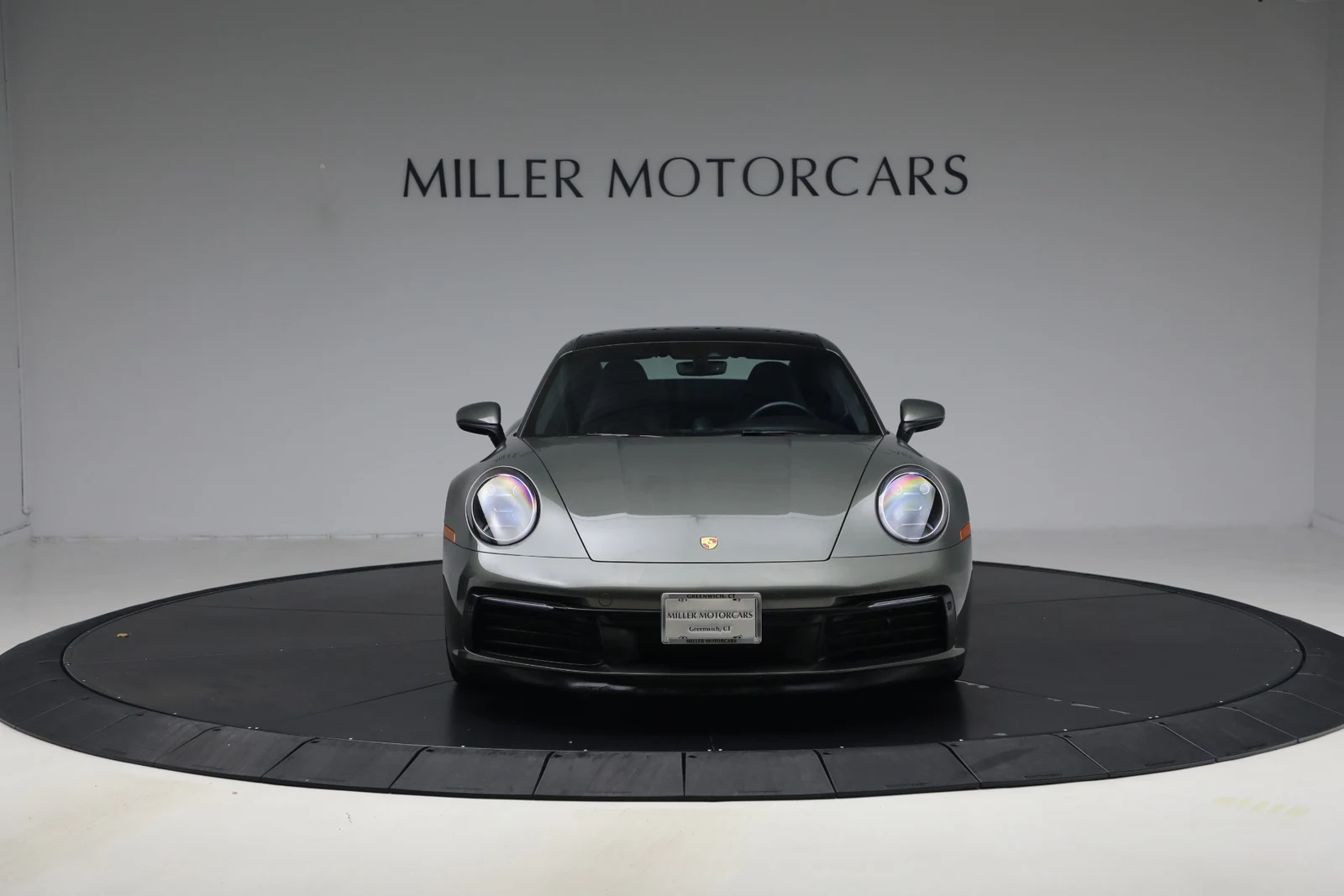 2020 Porsche 911 Carrera 4S for sale, exterior, Aventurine Green Metallic