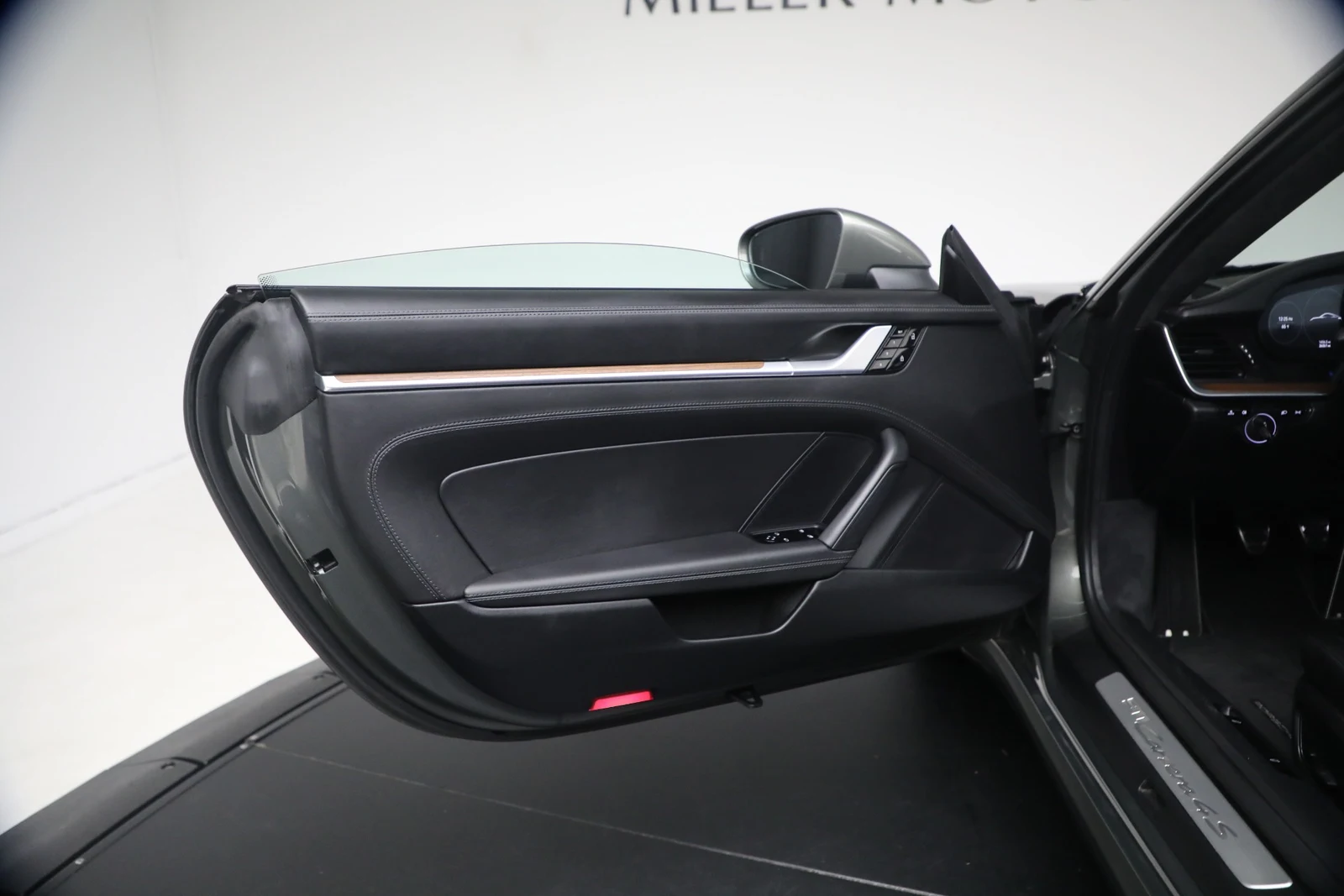 2020 Porsche 911 Carrera 4S interior, door panel, Black
