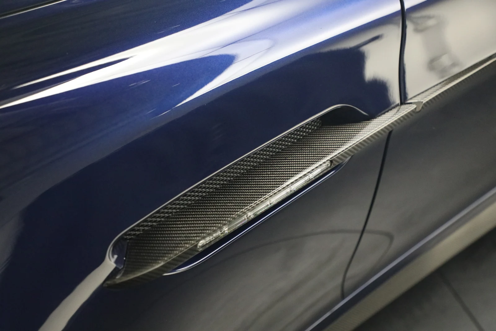 2019 Aston Martin Rapide AMR, detail