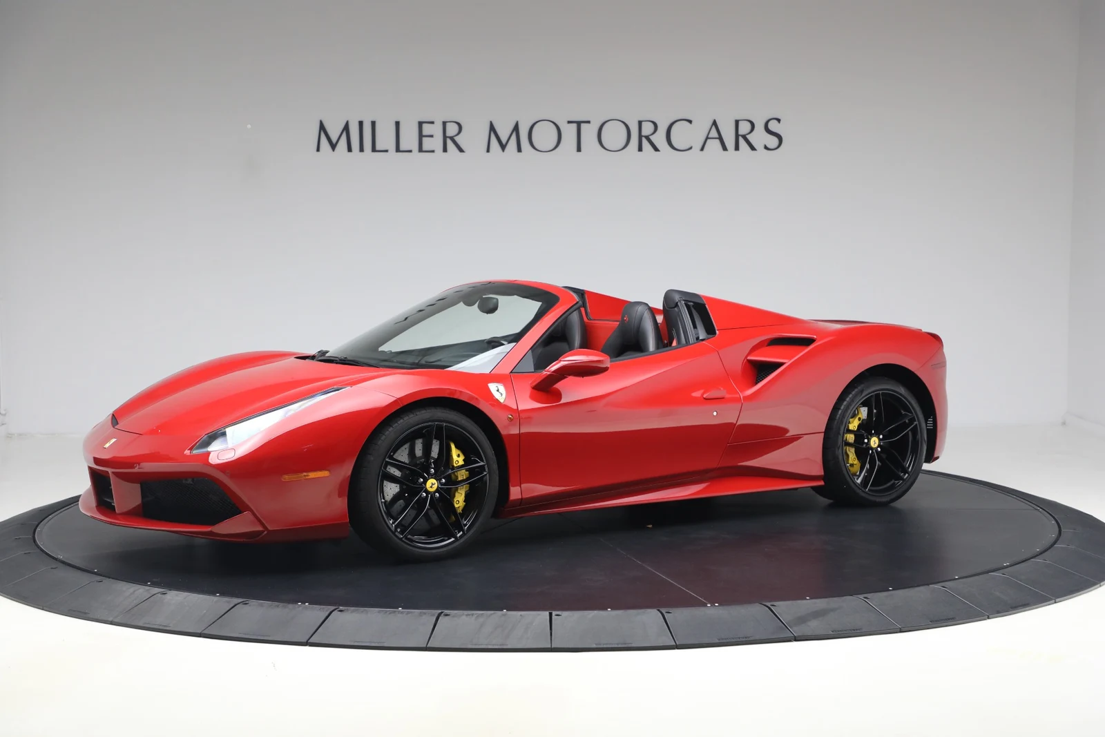 2019 Ferrari 488 Spider for sale, exterior, Rosso Corsa