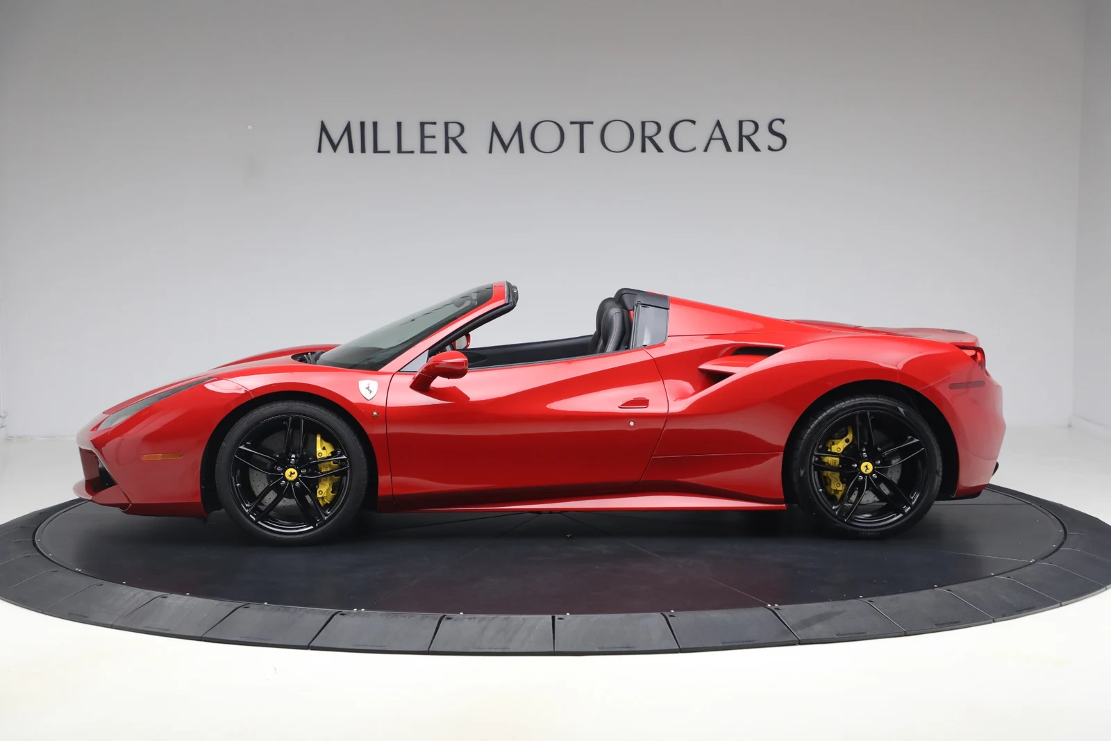 2019 Ferrari 488 Spider for sale, exterior, Rosso Corsa