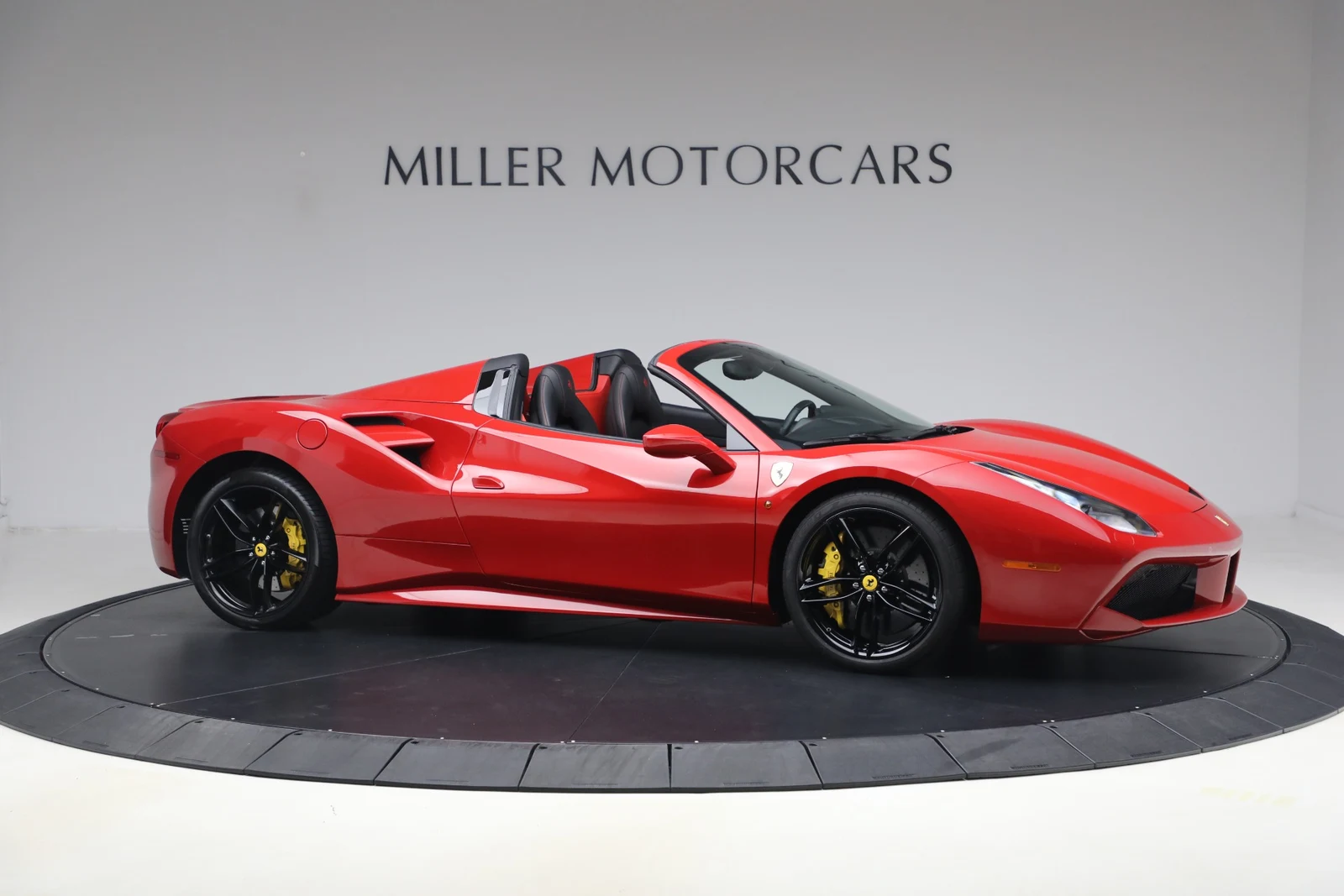 2019 Ferrari 488 Spider for sale, exterior, Rosso Corsa