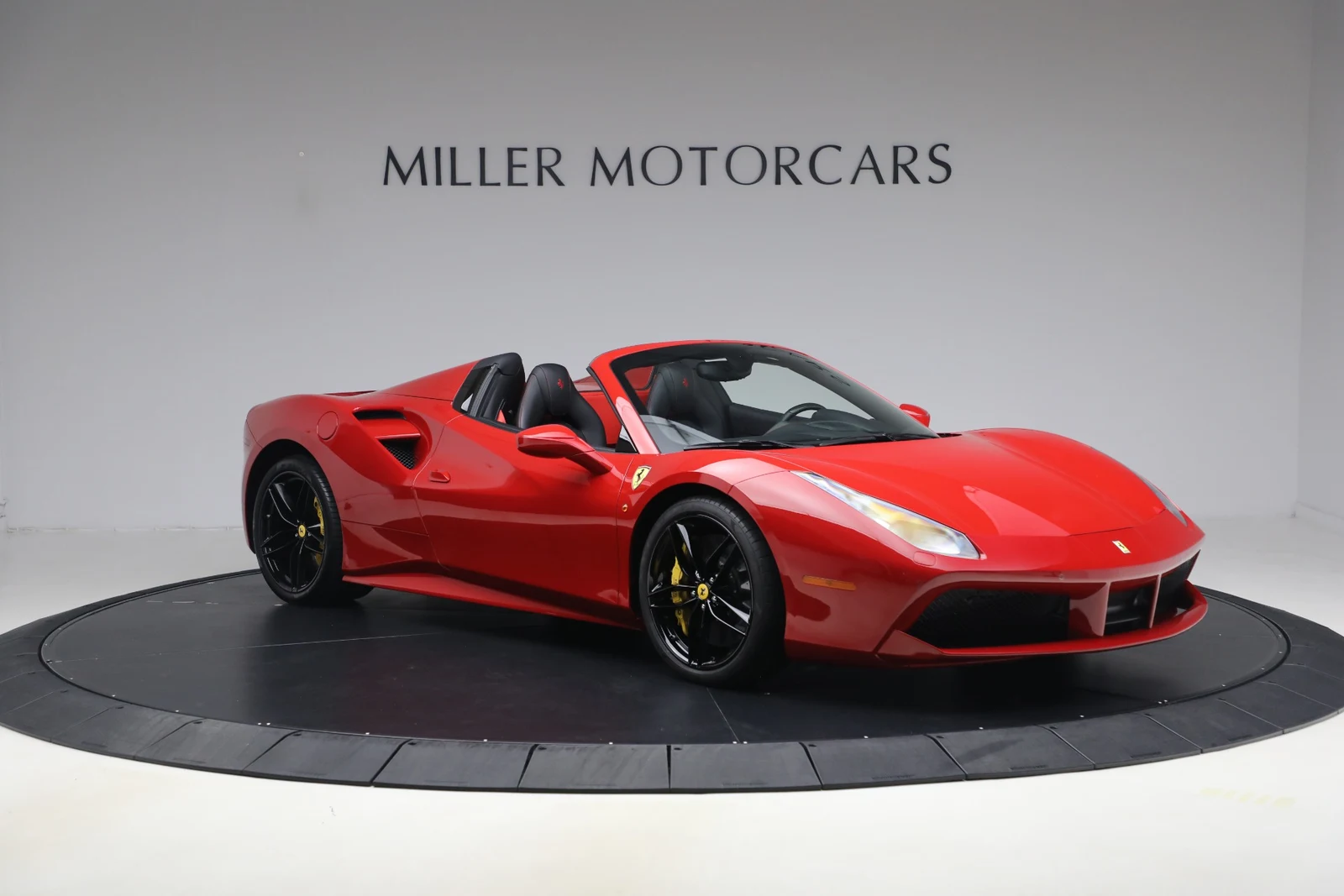 2019 Ferrari 488 Spider for sale, exterior, Rosso Corsa