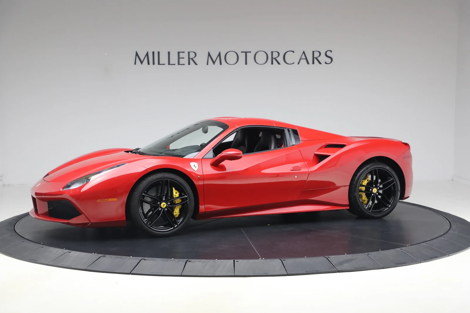 2019 Ferrari 488 Spider for sale, exterior, Rosso Corsa