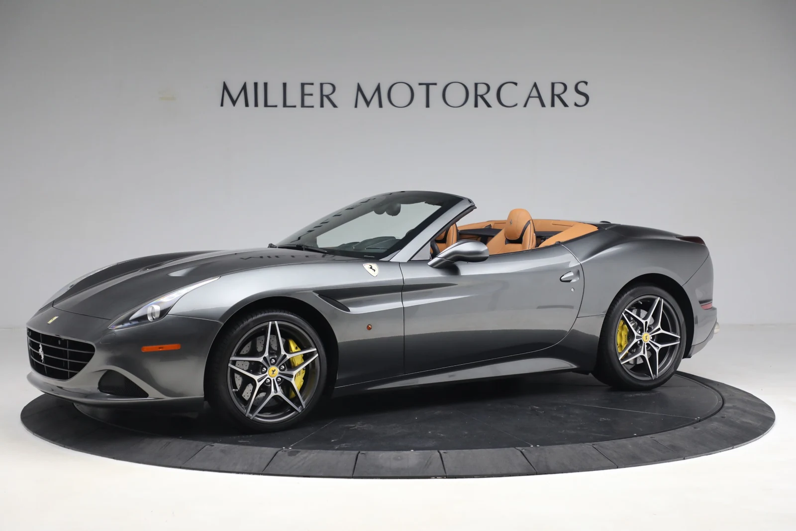 2017 Ferrari California T for sale, exterior, Grigio Silverstone
