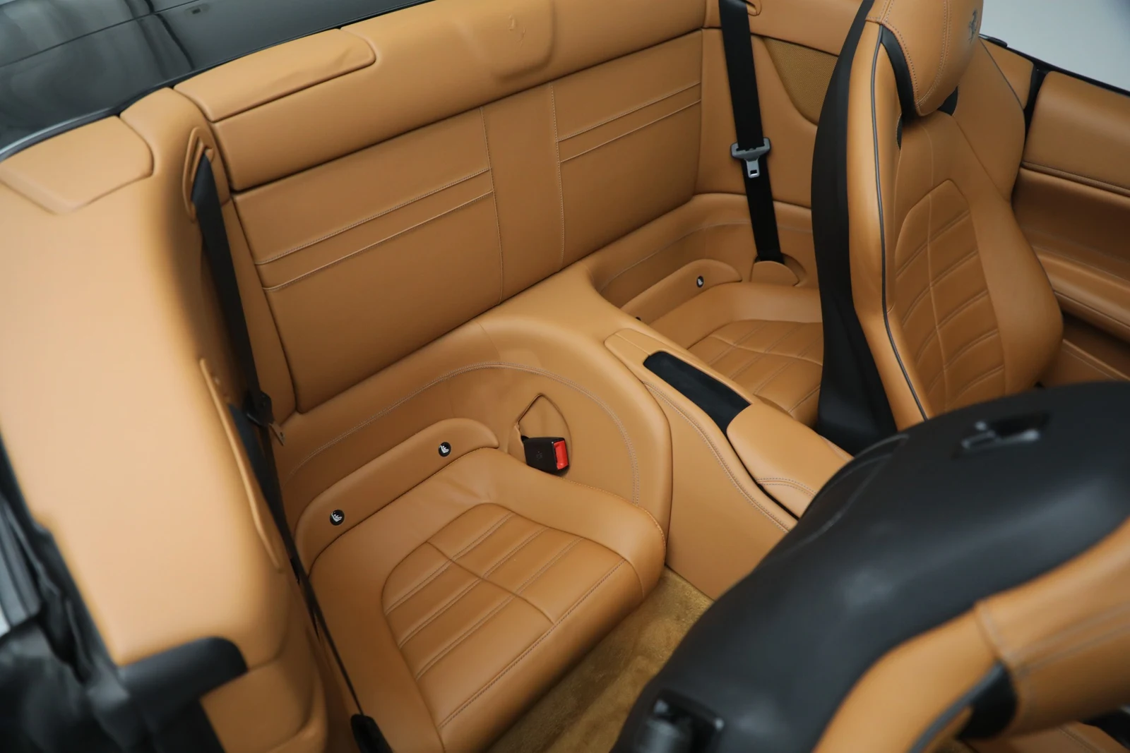 2017 Ferrari California T interior, seats, Cuoio