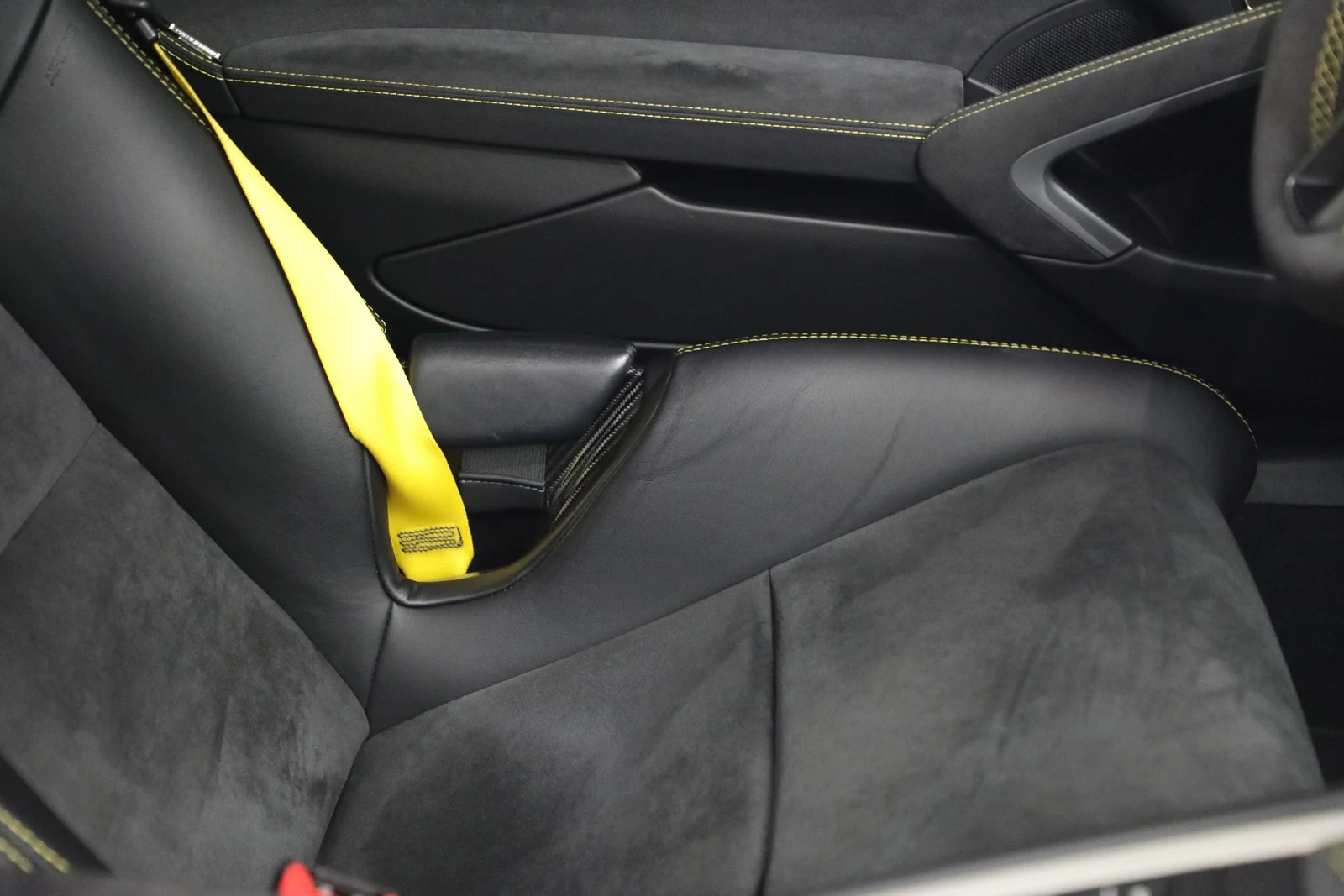 2016 Porsche Cayman GT4 interior, door panel, Black