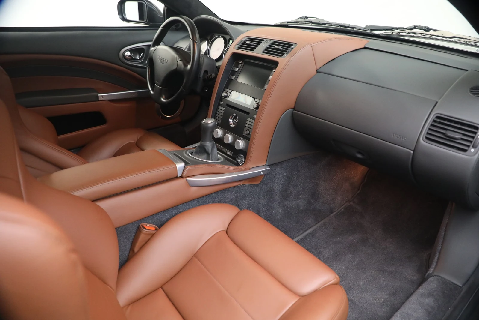 2006 Aston Martin V12 Vanquish S interior, Centenary Saddle Tan