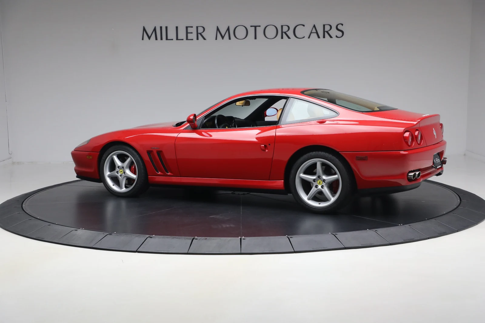 2000 Ferrari 550 Maranello for sale, exterior, Rosso Corsa