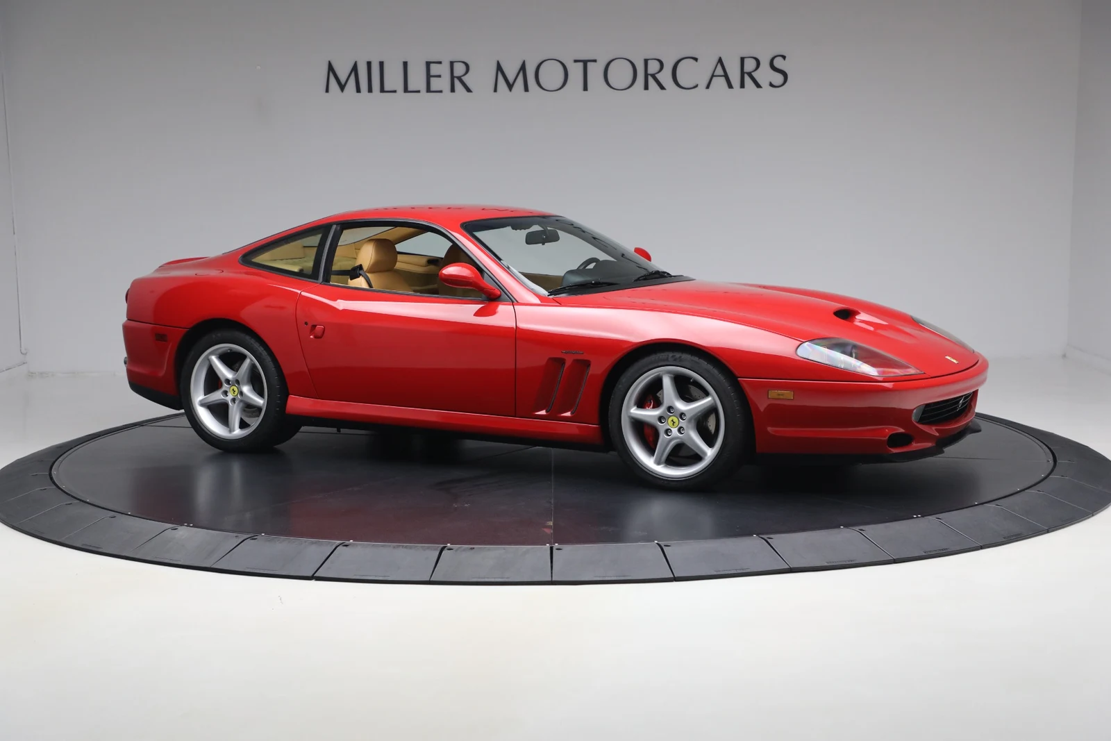 2000 Ferrari 550 Maranello for sale, exterior, Rosso Corsa