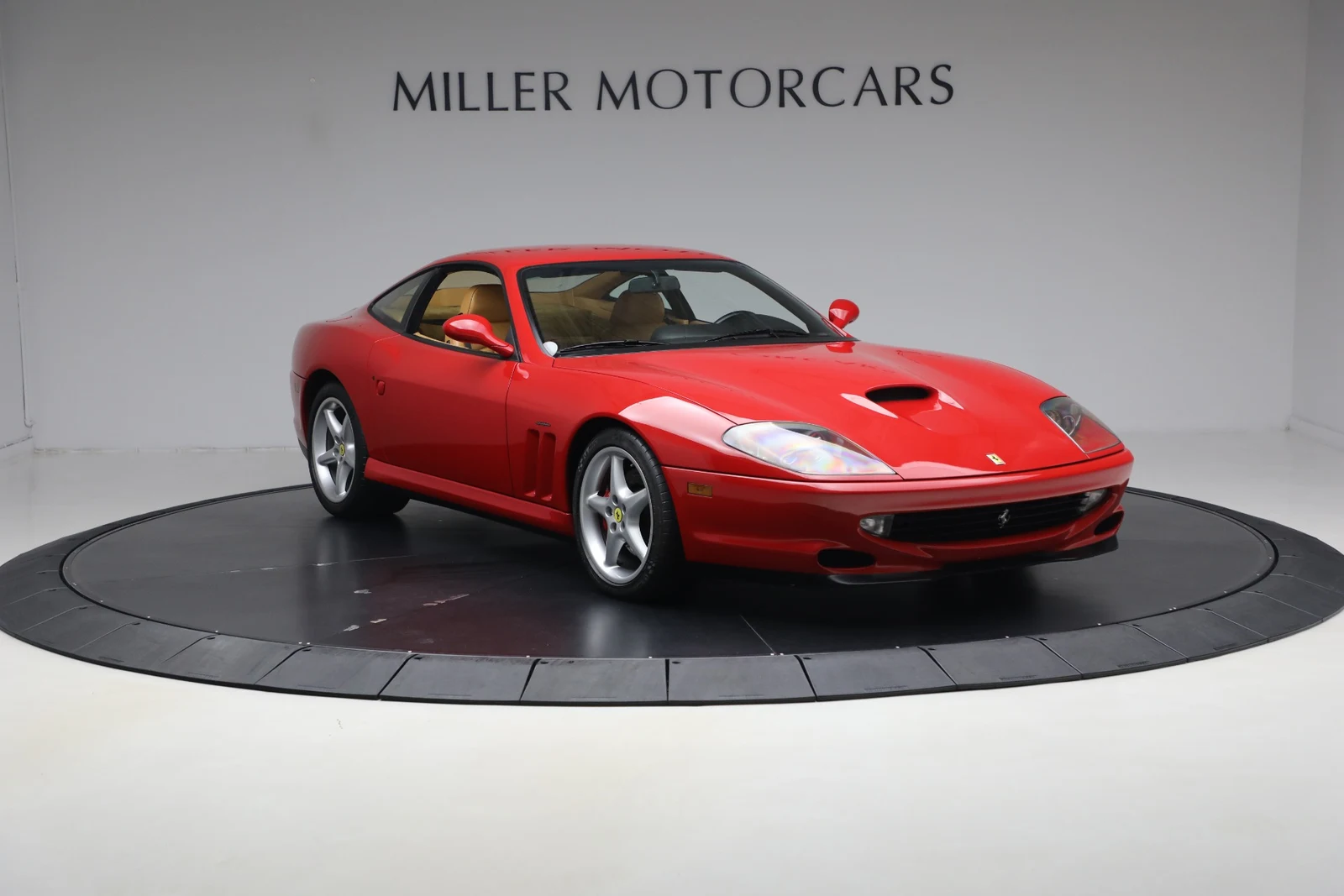 2000 Ferrari 550 Maranello for sale, exterior, Rosso Corsa