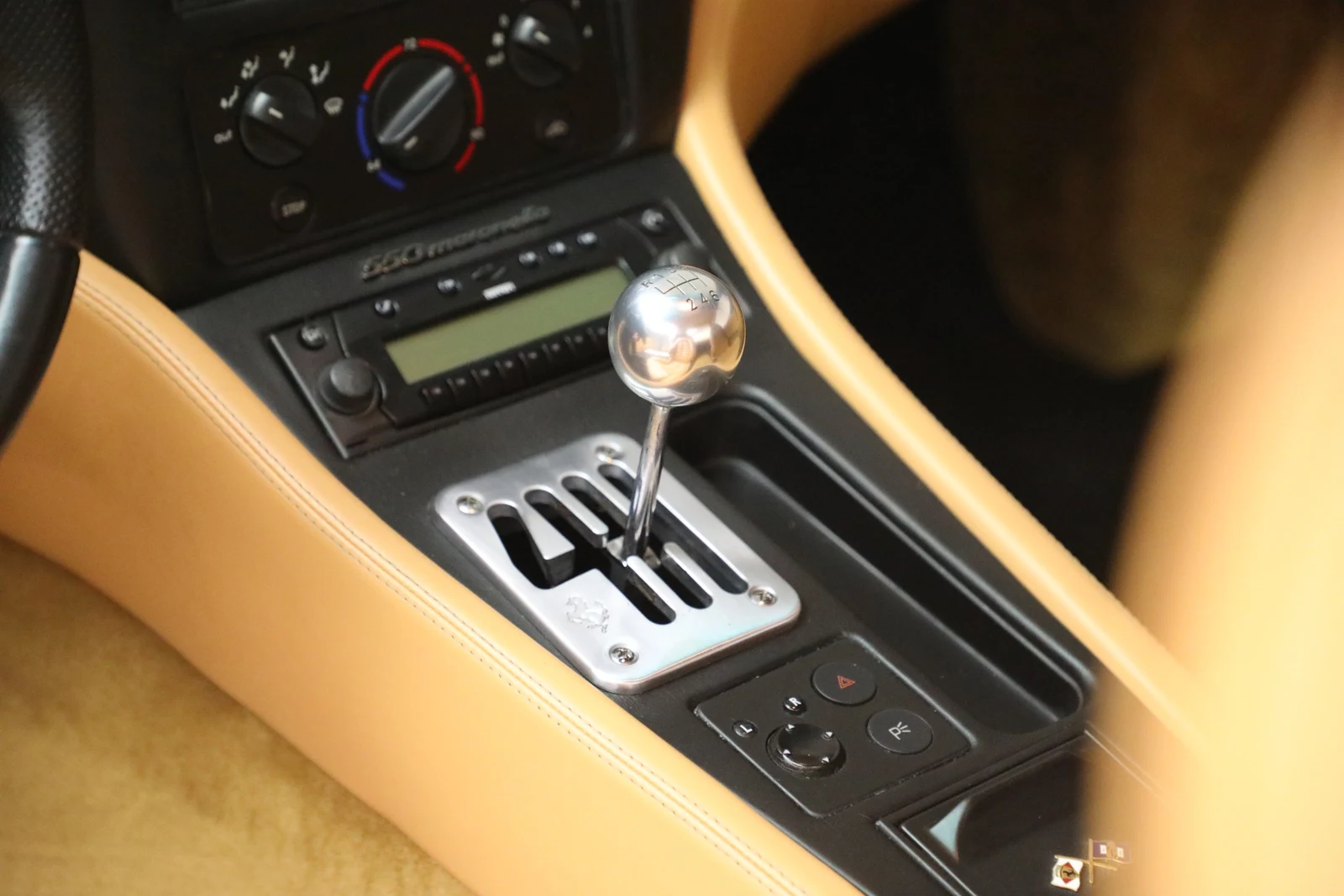 2000 Ferrari 550 Maranello interior, center console, Beige