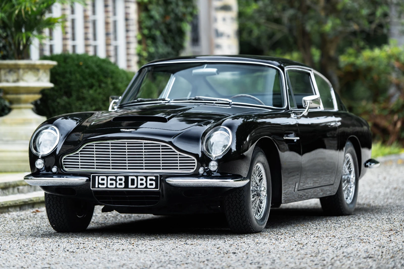 1968 Aston Martin DB6 for sale, exterior, Black