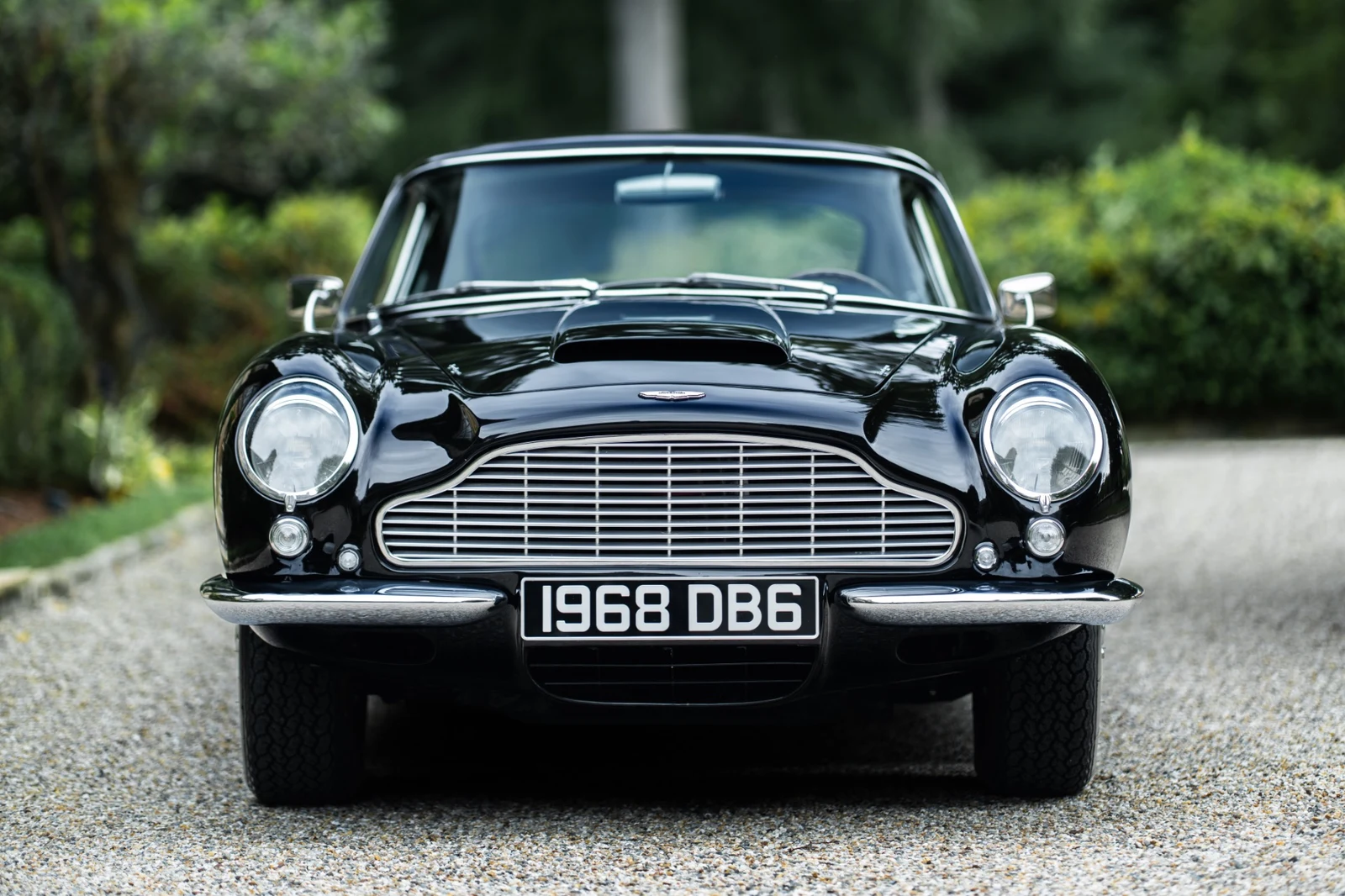 1968 Aston Martin DB6 for sale, exterior, Black