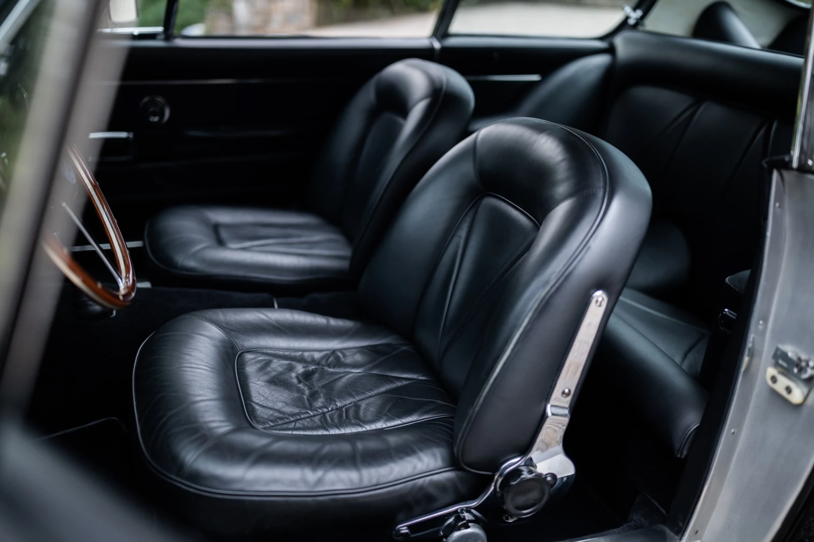 1968 Aston Martin DB6 interior, seats, Black