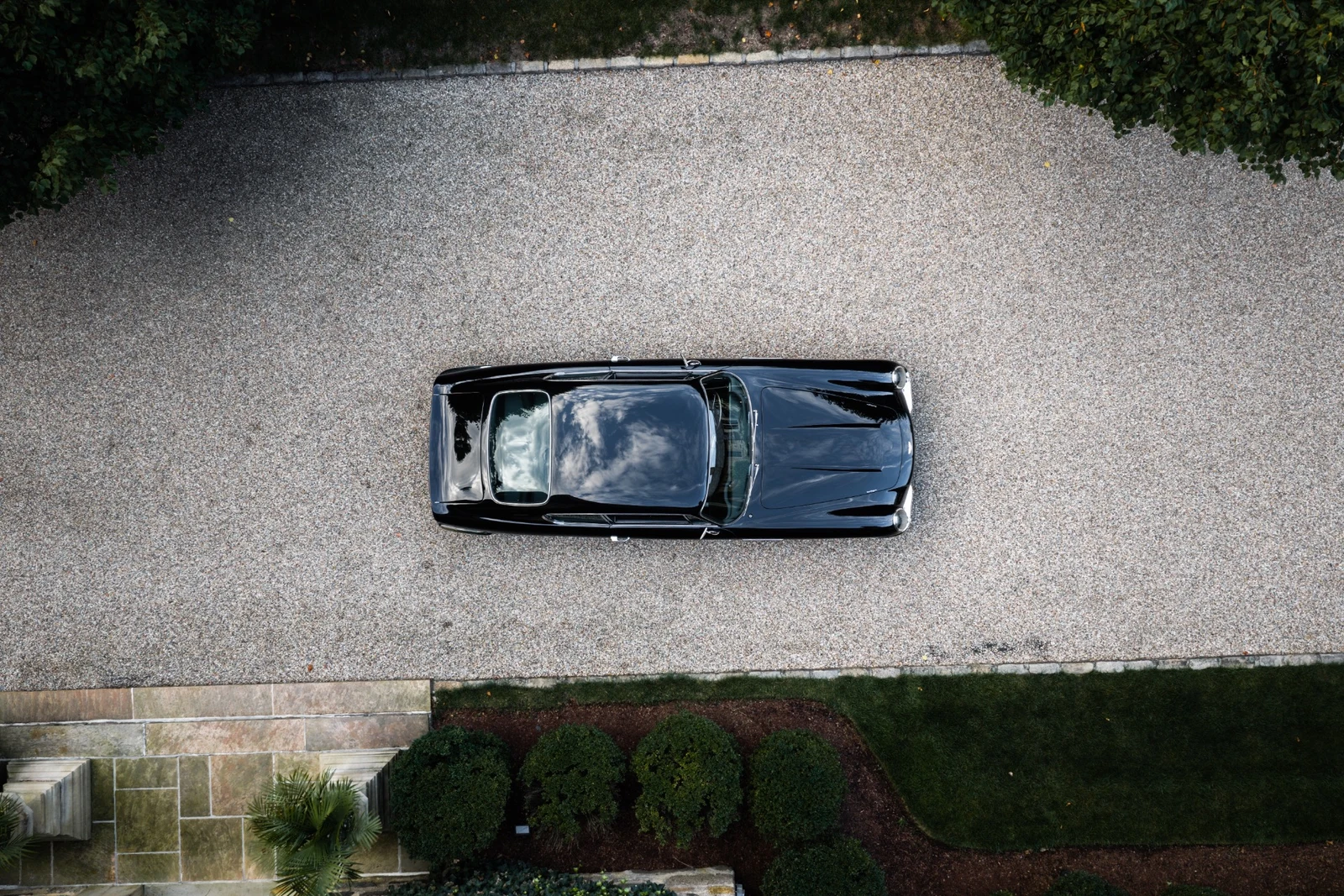 1968 Aston Martin DB6 for sale, exterior, Black