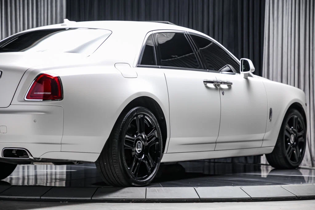 2015 Rolls-Royce Ghost Series II (1st Generation), 19/30